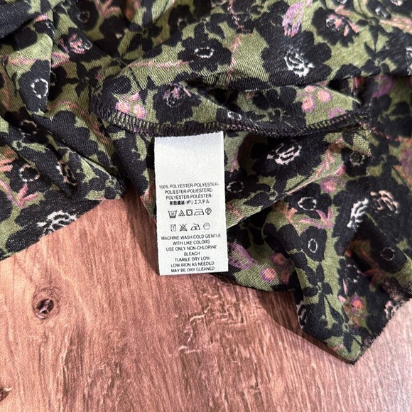 Free People | Small Floral Tunic Blouse - black pink green 100% polyester - Picture 8 of 8